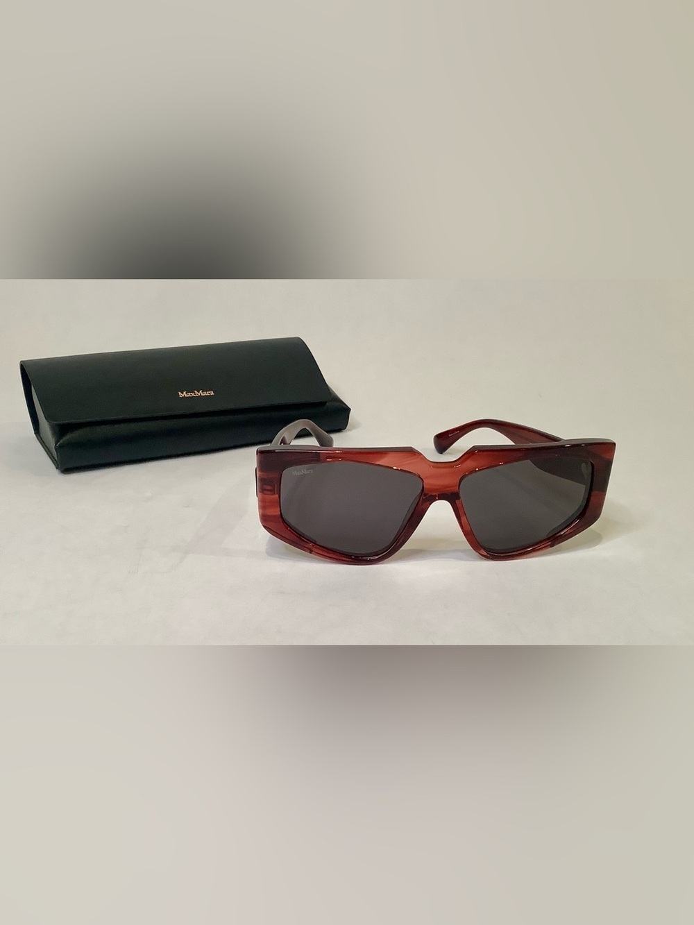 Max Mara Oversized Red Tortoise Rectangular Sunglasses